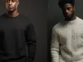 Deux hommes côte à côte. L'un porte un sweat noir uni, l'autre un pull en maille épaisse crème. La différence entre pull et sweat est claire.