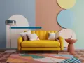 Canapé jaune vif, avec des coussins aux motifs abstraits. Le mur est décoré de formes géométriques et de couleurs douces, dont une touche de couleur complémentaire rouge sur la table d'appoint.