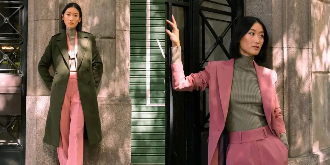 Deux femmes portent un polo vert avec un pantalon rose. L'une est habillée d'un manteau vert, l'autre d'un blazer rose.